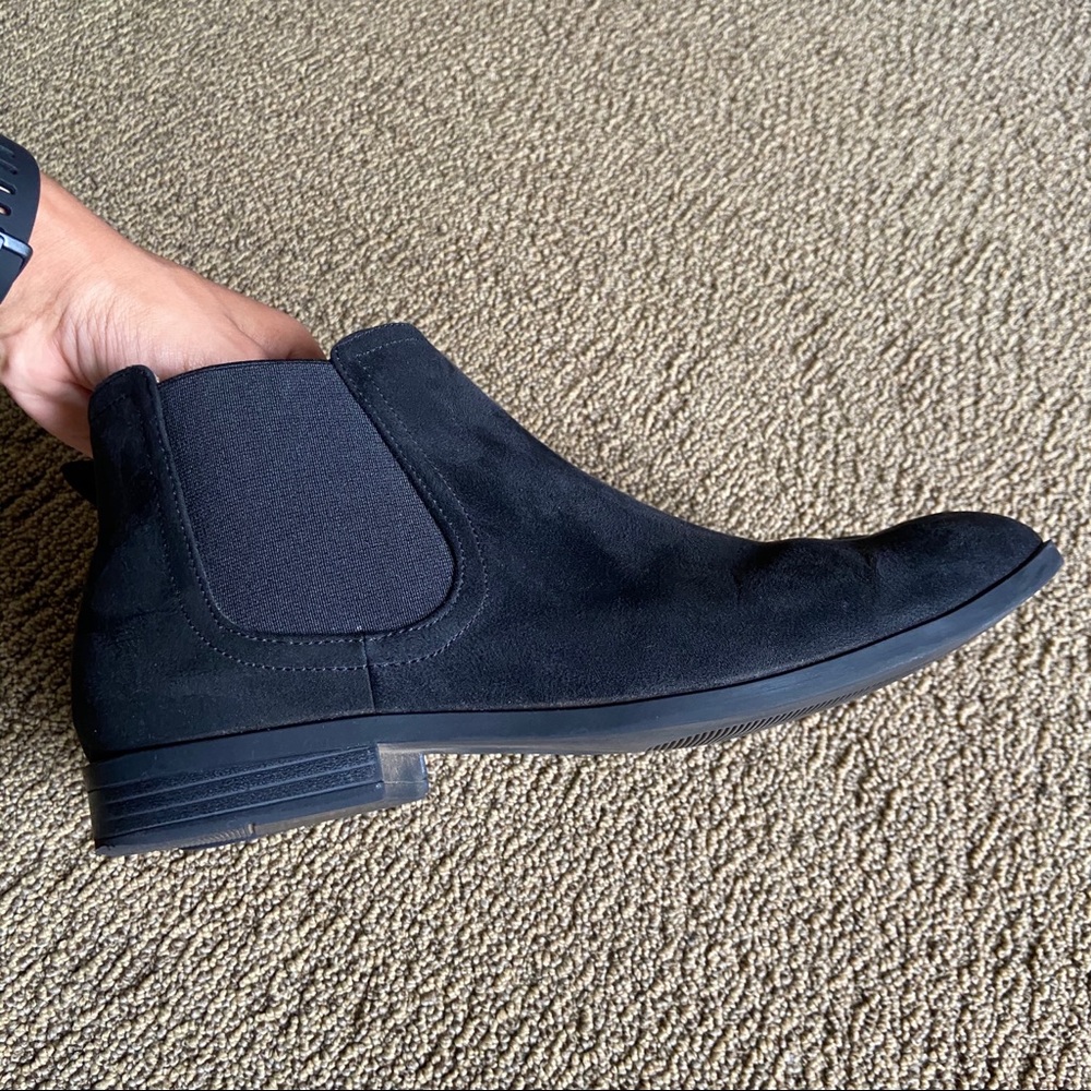H&M Men’s Chelsea Boots